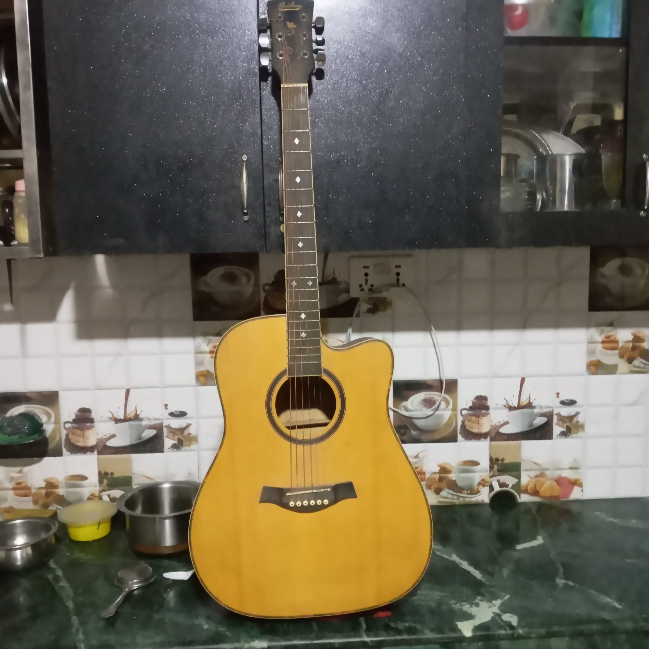 Secondhand Chinese Guitar at just Rs. 1500 at E-Sell Today